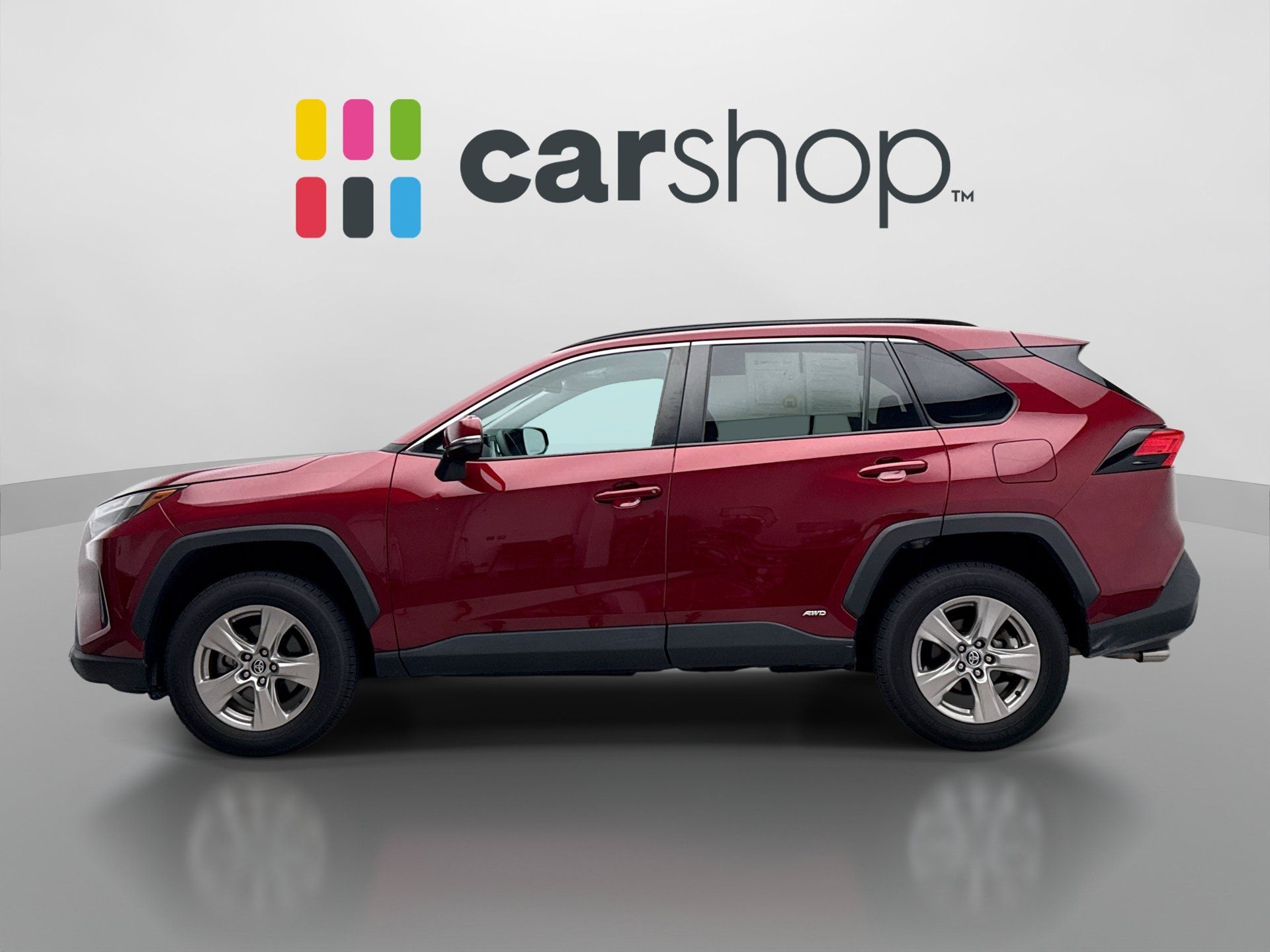 Used 2022 Toyota RAV4 XLE w/ Convenience Package AWD/4WD image 2