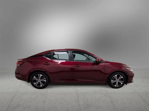 Used 2021 Nissan Sentra SV image 9