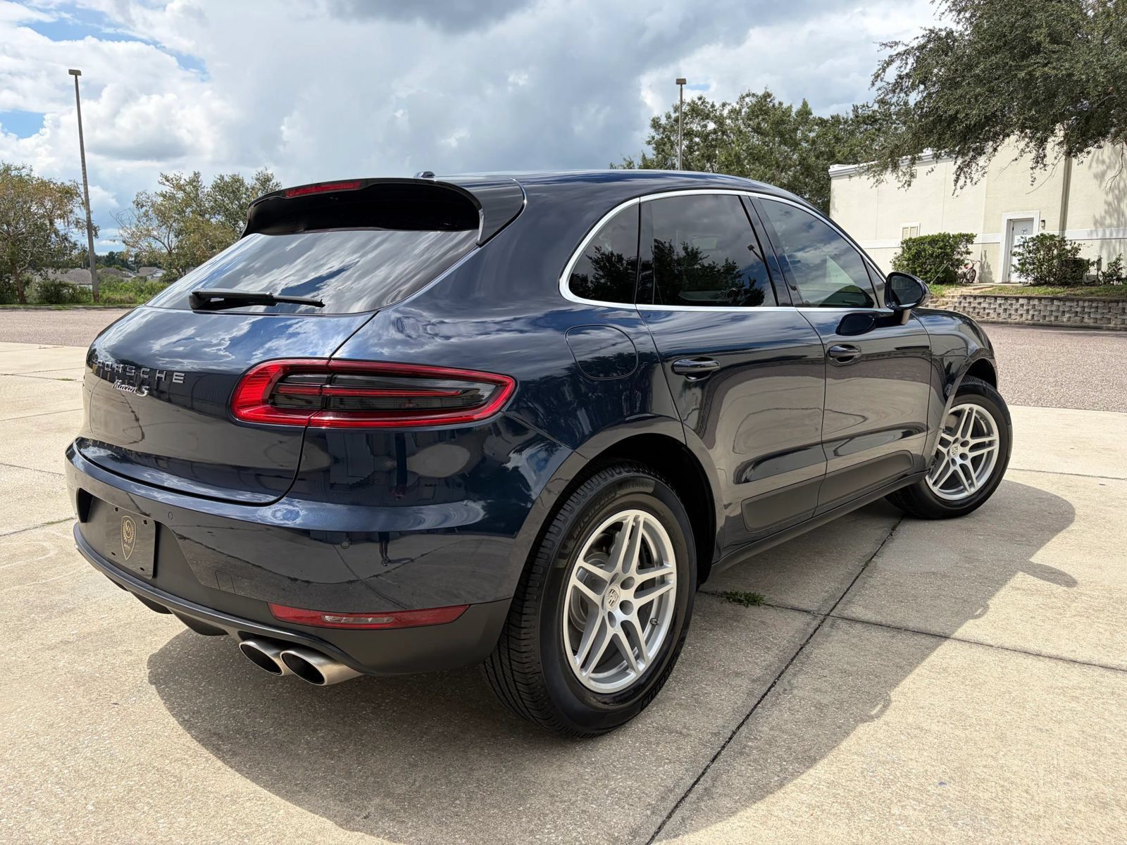 Used 2017 Porsche Macan S AWD/4WD image 13