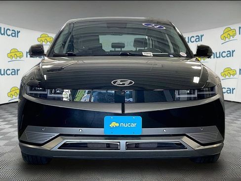 Used 2024 Hyundai Ioniq 5 Limited AWD/4WD image 2