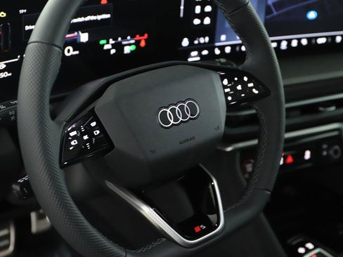 New 2025 Audi SQ5 Premium Plus image 16