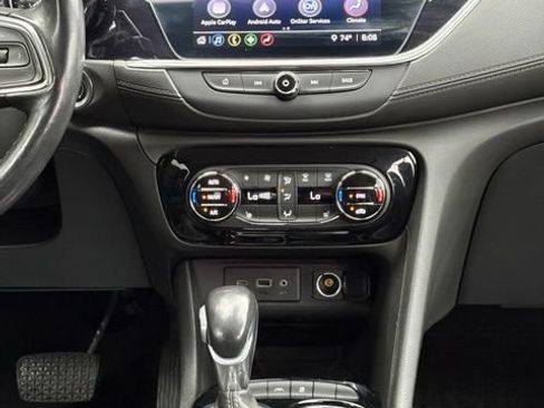 Used 2020 Buick Encore GX Essence FWD image 18