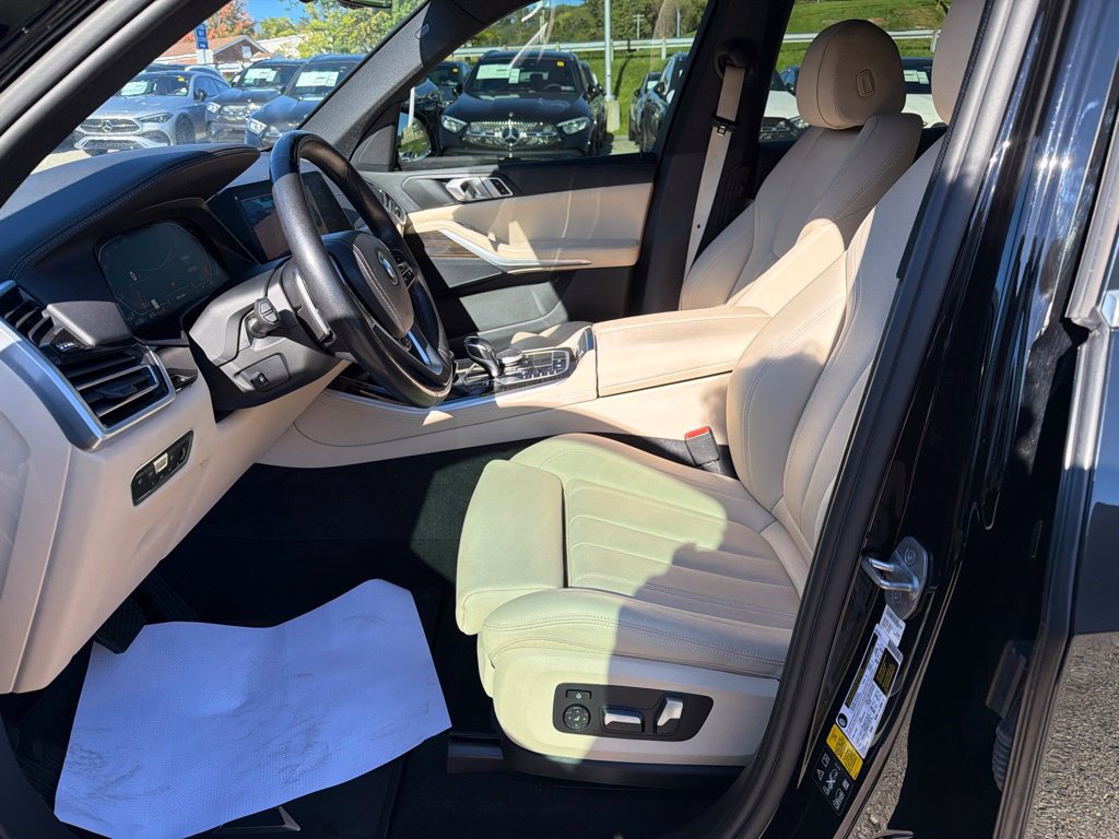 Used 2020 BMW X5 xDrive40i w/ Premium Package AWD/4WD image 11