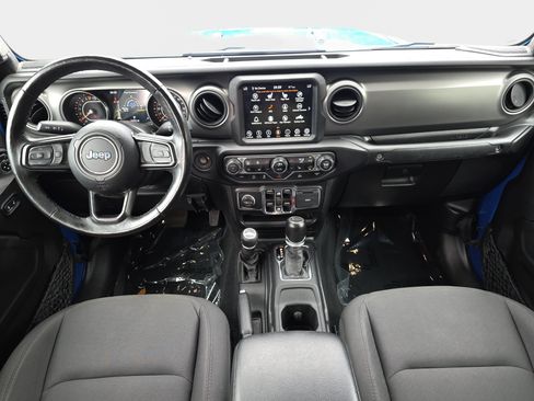 Used 2022 Jeep Gladiator Sport AWD/4WD image 7