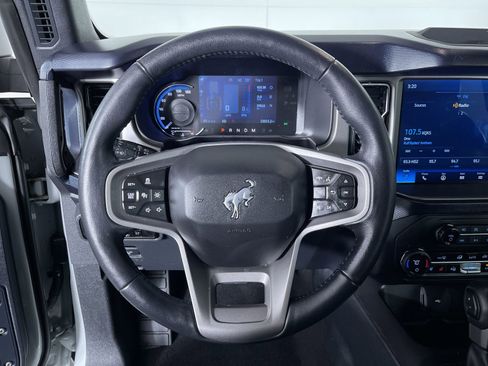 Used 2023 Ford Bronco Outer Banks image 16