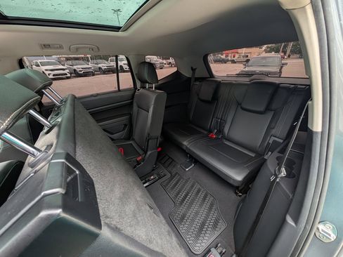 Used 2021 Volkswagen Atlas SE image 19