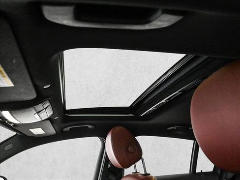 Certified 2022 Mercedes-Benz GLC 300 4MATIC Coupe image 17