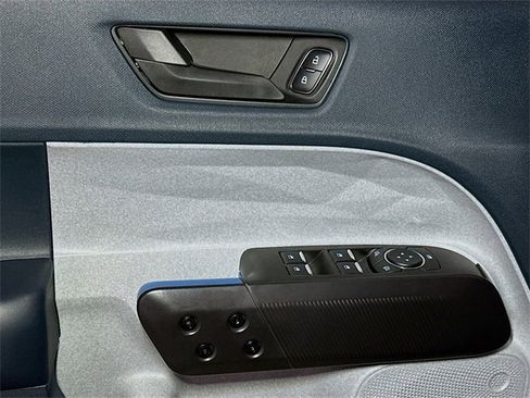 New 2025 Ford Maverick XLT w/ XLT Luxury Package image 12