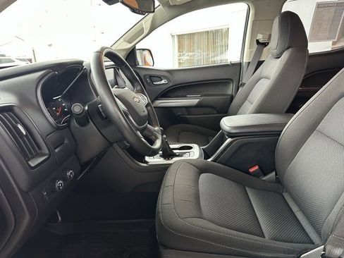 Certified 2022 Chevrolet Colorado LT w/ LT Convenience Package image 21