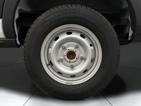 Used 2024 Ford Transit 150 Low Roof RWD image 28