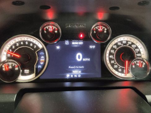 Used 2018 RAM 1500 Big Horn AWD/4WD image 23