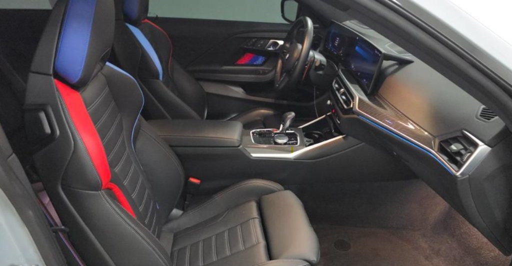 Used 2024 BMW M2 w/ Lighting Package RWD image 5