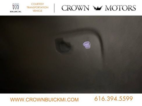 Used 2025 Buick Enclave Preferred w/ LPO, Floor Liner Package image 31