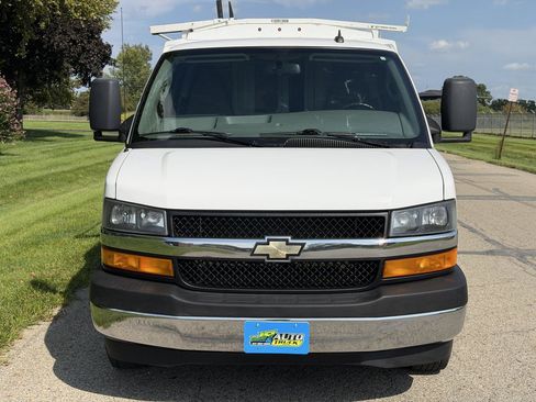 Used 2020 Chevrolet Express 3500 w/ Power Convenience Package RWD image 9