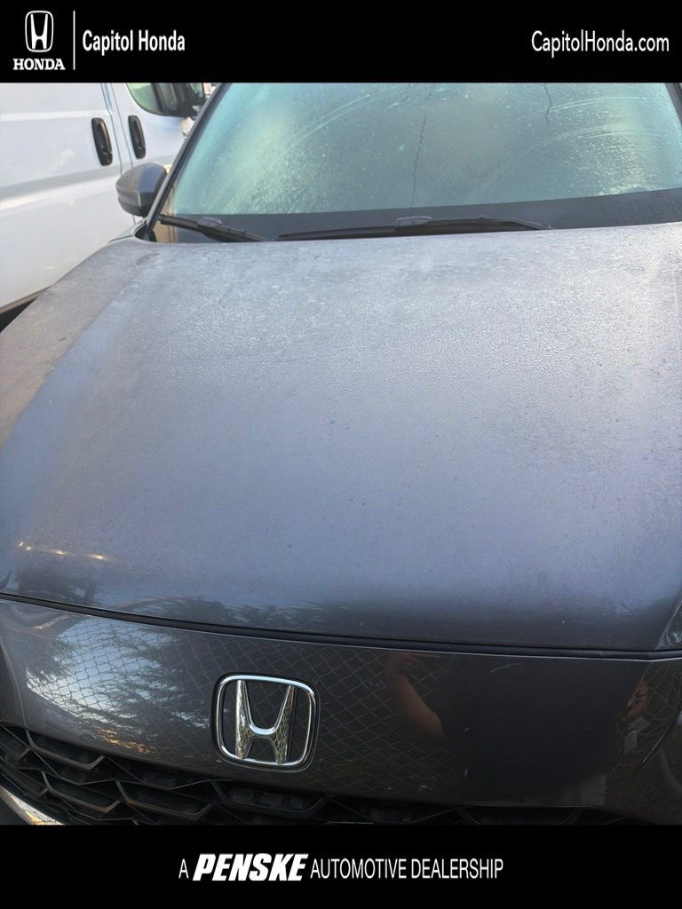Used 2024 Honda HR-V LX image 1