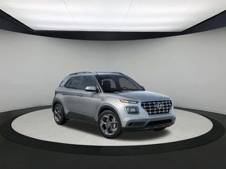 New 2026 Hyundai Venue SEL video 2