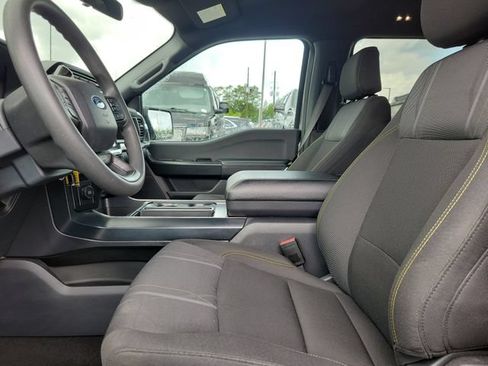 Used 2024 Ford F150 STX RWD image 5