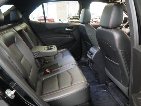 Certified 2023 Chevrolet Equinox RS w/ RS Leather Package FWD image 33