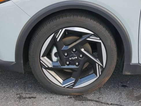 Used 2025 Kia K4 EX FWD image 41