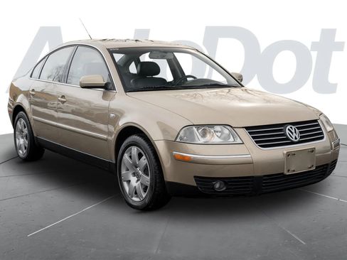 Used 2001 Volkswagen Passat GLX image 4