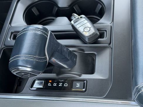 Used 2021 Ford F150 Limited image 9