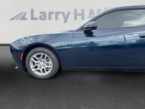 New 2025 Dodge Charger R/T w/ Quick Order Package 25M R/T image 10