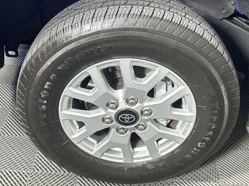 Used 2024 Toyota Tacoma SR5 RWD image 9