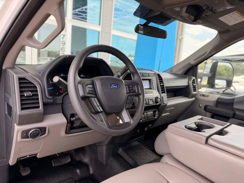 Used 2022 Ford F350 XL w/ Power Equipment Group RWD image 25