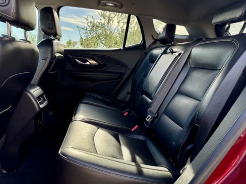 Used 2018 GMC Terrain SLT w/ Preferred Package image 12