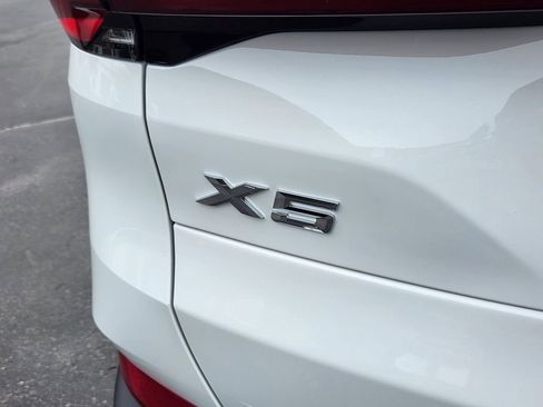 New 2026 BMW X5 xDrive50e AWD/4WD image 19