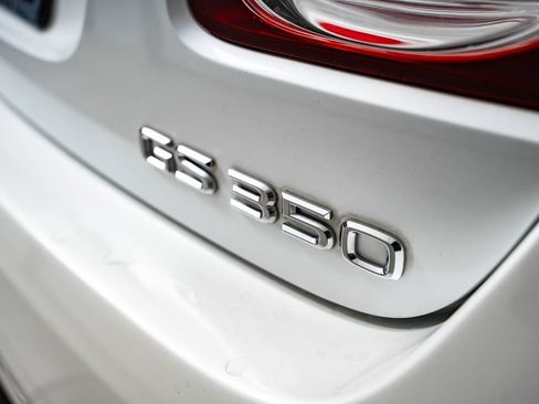 Used 2011 Lexus GS 350 w/ Luxury Value Edition RWD image 16