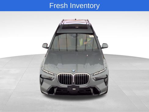 Certified 2026 BMW X7 xDrive40i w/ M Sport Package AWD/4WD image 2