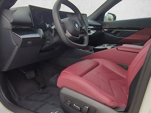 Certified 2024 BMW 530i xDrive w/ Premium Package image 11