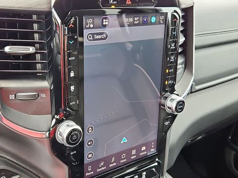 Used 2025 RAM 1500 Laramie image 29