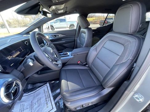 New 2026 Chevrolet Equinox EV LT w/ LPO, Tech Bronze Package image 16