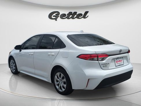 Used 2024 Toyota Corolla LE image 7