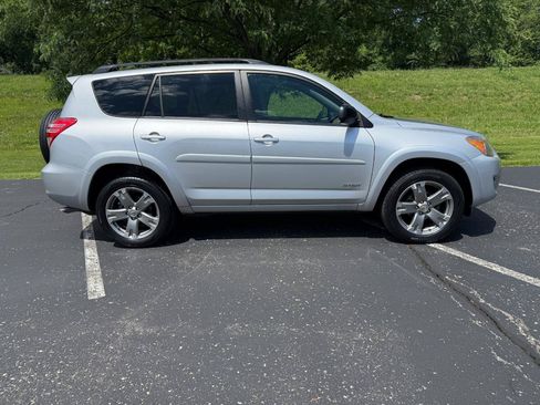 Used 2010 Toyota RAV4 Sport FWD image 2