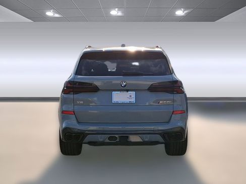 New 2026 BMW X5 M60i image 10