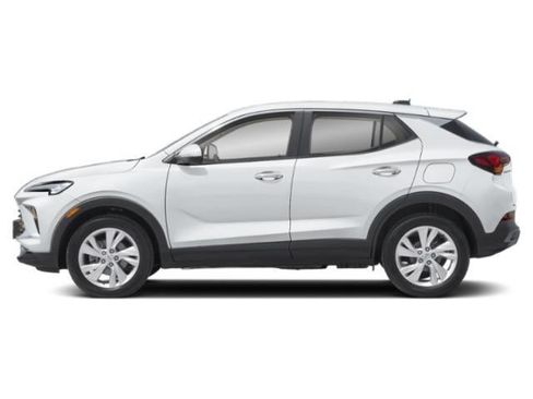 Used 2025 Buick Encore GX Preferred w/ Comfort Package AWD/4WD image 2