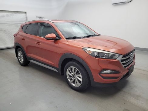 Used 2017 Hyundai Tucson SE Plus w/ Cargo Package AWD/4WD image 11