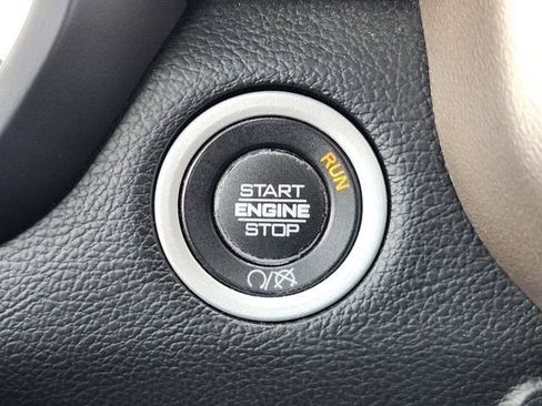 Used 2019 RAM 3500 Laramie image 19