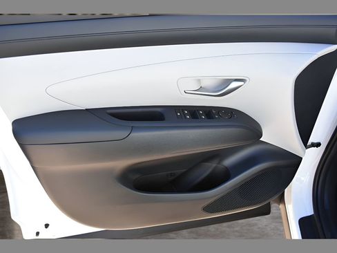 New 2026 Hyundai Tucson SE FWD image 16