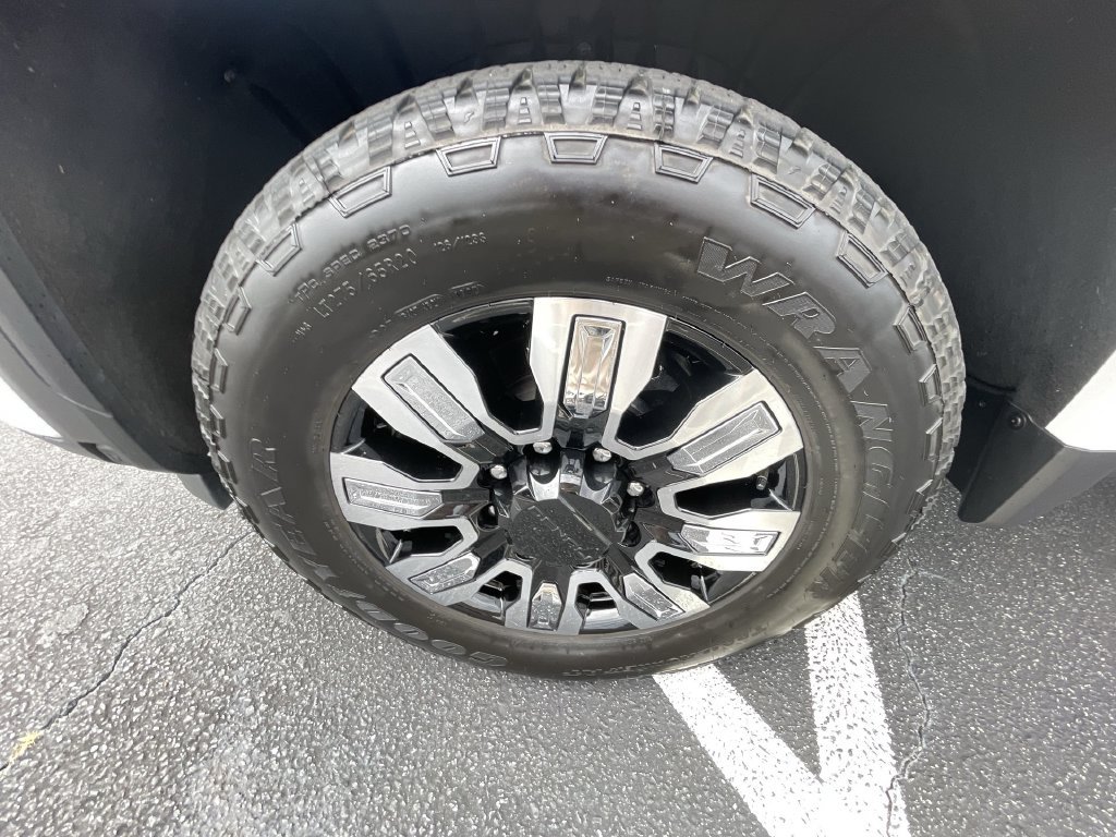 Certified 2025 GMC Sierra 2500 Denali w/ Denali Reserve Package AWD/4WD image 34