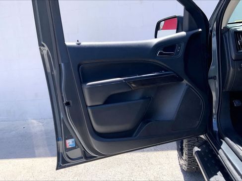 Used 2016 GMC Canyon SLE RWD image 27
