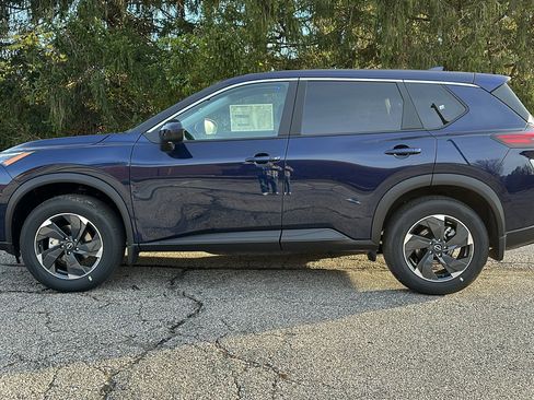 New 2026 Nissan Rogue SV image 19