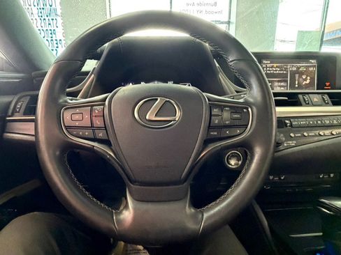 Used 2020 Lexus ES 350 w/ Premium Package image 45