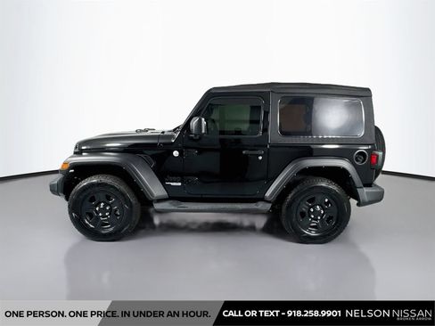Used 2021 Jeep Wrangler Sport AWD/4WD image 8