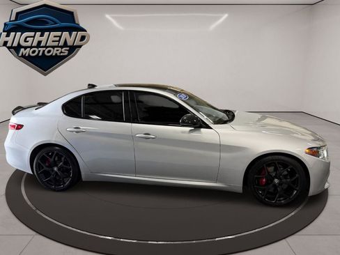 Used 2020 Alfa Romeo Giulia Ti w/ Nero Edizione RWD image 7