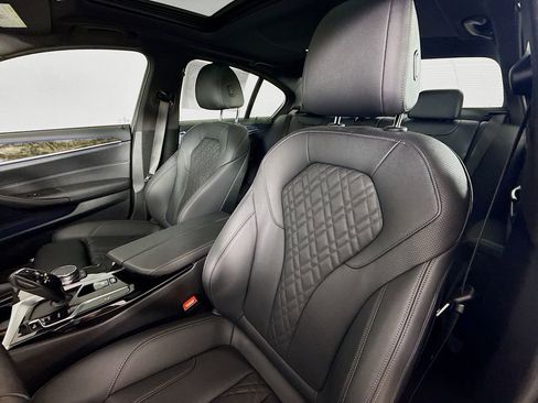 Used 2023 BMW 530i xDrive w/ Convenience Package image 24