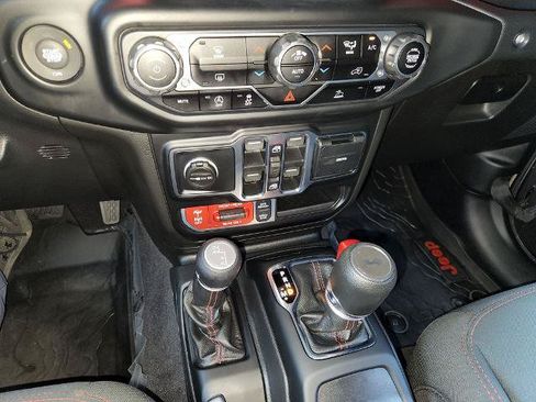 Used 2021 Jeep Wrangler Unlimited Rubicon AWD/4WD image 22